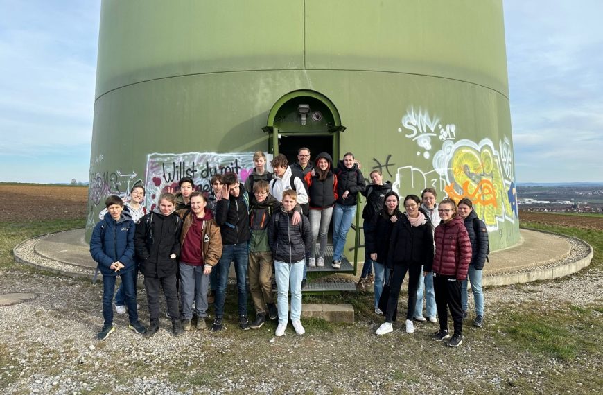NWT – Wir machen Wind! Klasse 9b auf Exkursion zur Windkraftanlage Ingersheim
