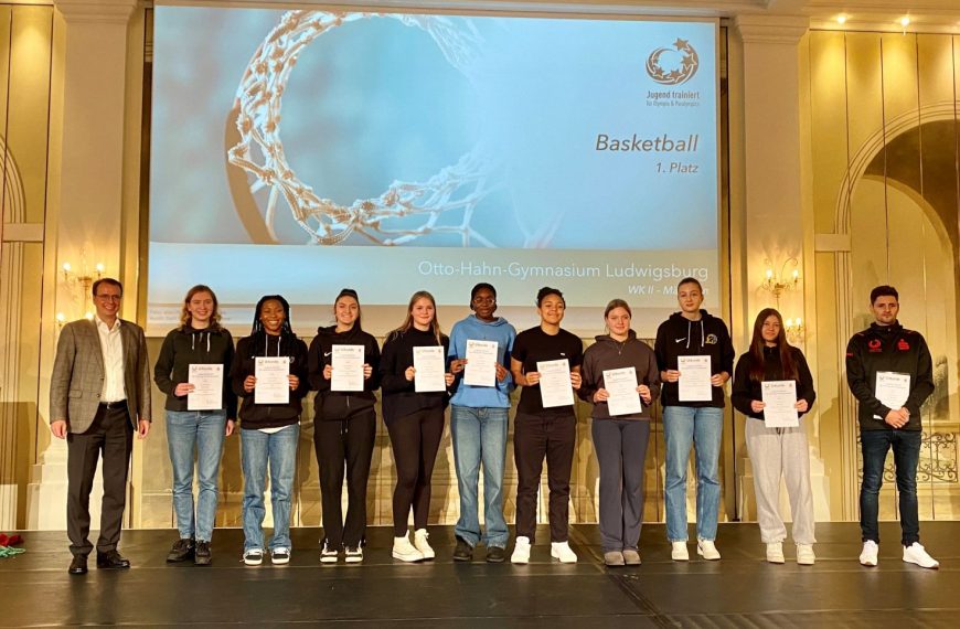 OHG Ludwigsburg ist erfolgreichste Schule in Baden-Württemberg beim Wettbewerb JtfO