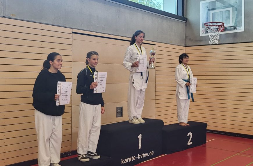 Amira Hamzah holt sich bei den Landesmeisterschaften den Titel und bei den Deutschen Karate-Meisterschaften die Bronzemedaille