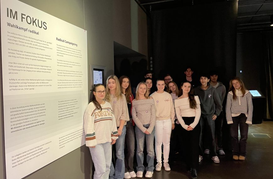 Leistungskurs Gemeinschaftskunde besucht das Haus der Geschichte Stuttgart