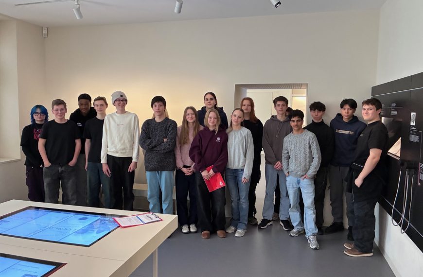 Bericht zur Exkursion ins „Hotel Silber“ der 9b