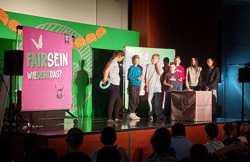 Fair Sein – Theaterbesuch der 6. Klassen des OHG